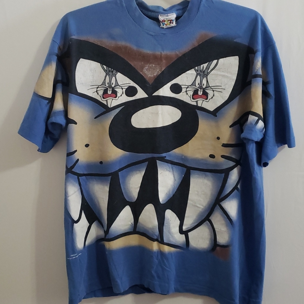Vintage Looney Tunes, Taz & Bugs t-shirt